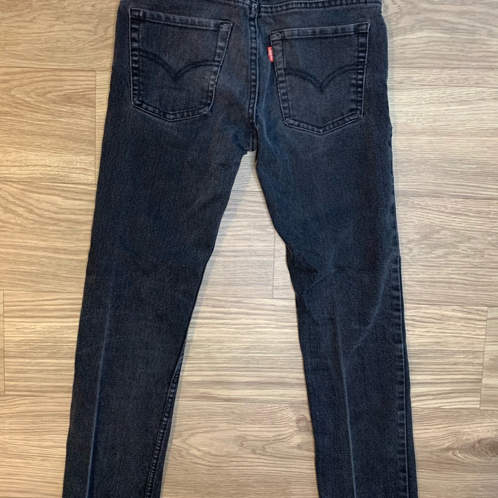 Levi’s - Picture 3 of 3